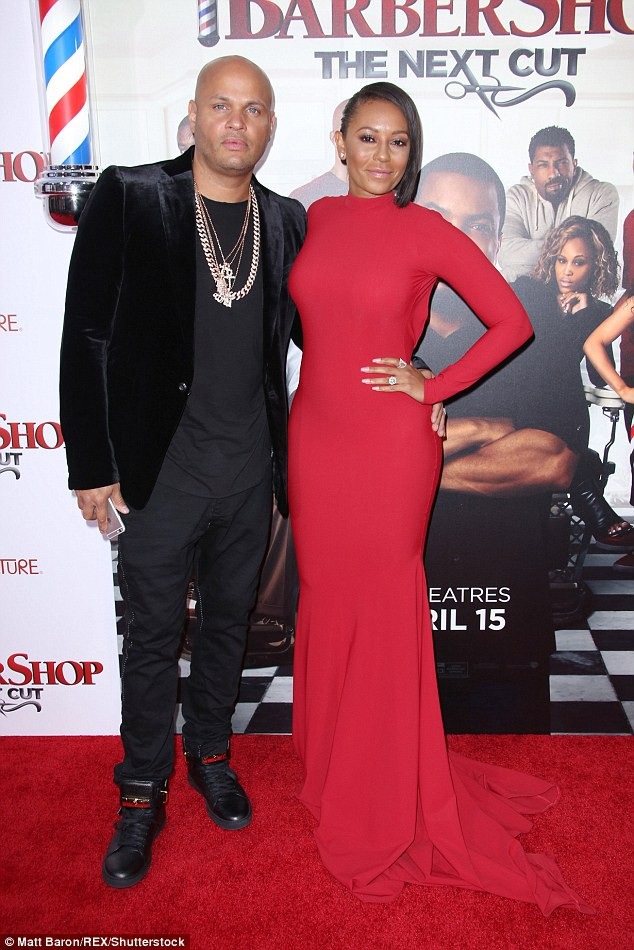 Mel B chuẩn bị đi cai nghiện - 2
Mel B và chồng cũ, Stephen Belafonte ly dị sau 10 năm chung sống.