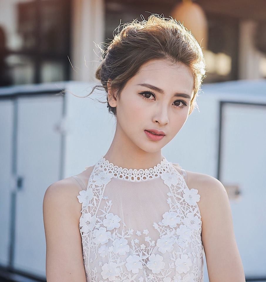Cát-xê và “quy tắc ngầm” của VTV qua lời kể của “Mù Tạt” “Bữa trưa vui vẻ” - 2 Huyền Trang sở hữu gương mặt sáng, ăn hình (Ảnh: Panda Dương).