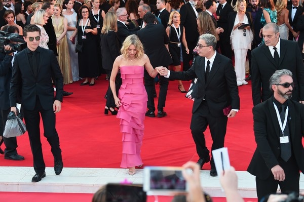 
Đây cũng là ngày khai mạc của LHP uy tín này
