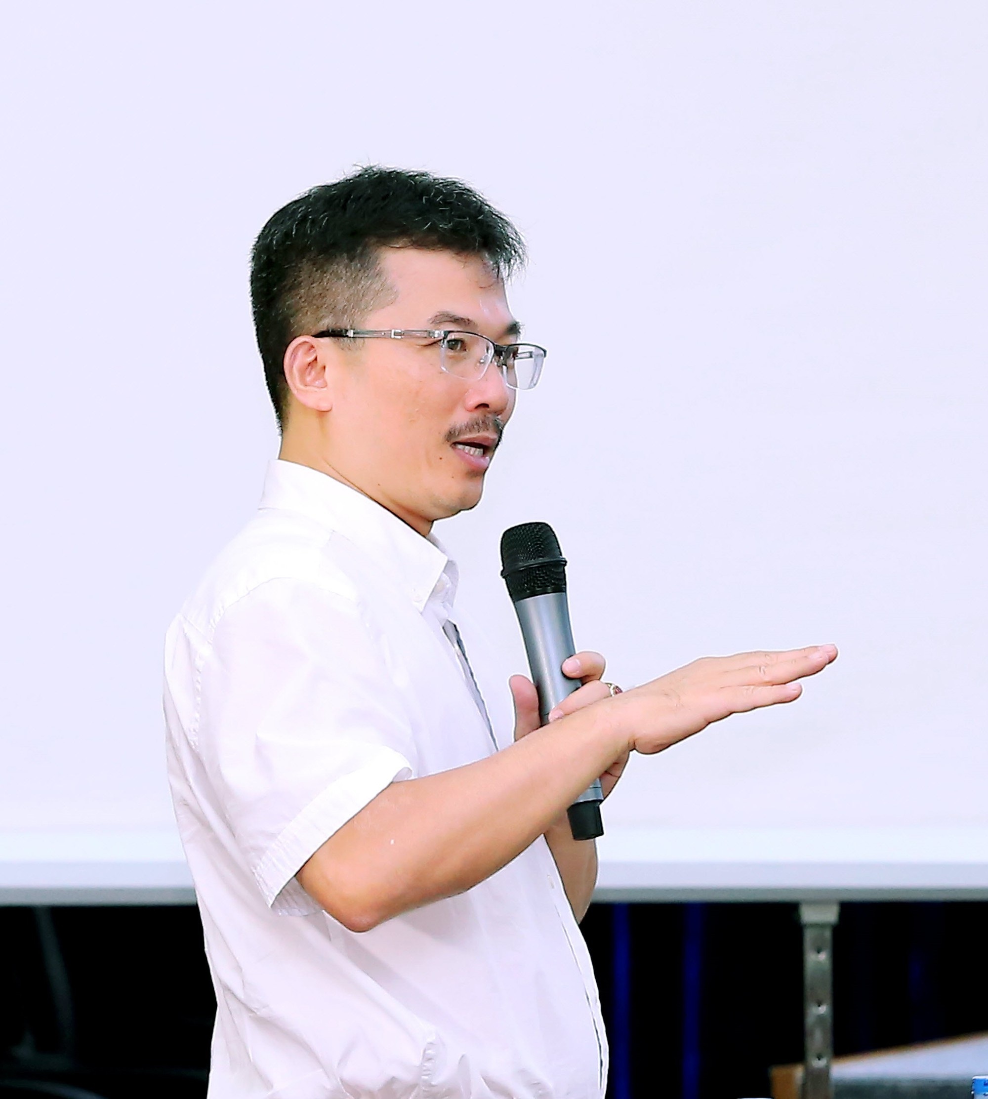 Người bác sĩ 20 năm sống cùng vui, buồn của bệnh nhân hiếm muộn - 3 Người bác sĩ 20 năm sống cùng vui, buồn của bệnh nhân hiếm muộn - 3