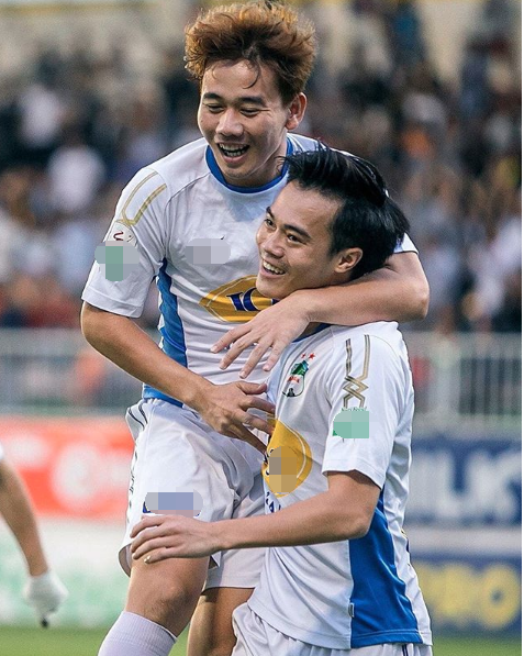 
Hai người hùng của Olympic Việt Nam tại ASIAD 2018 Minh Vương - Văn Toàn.
