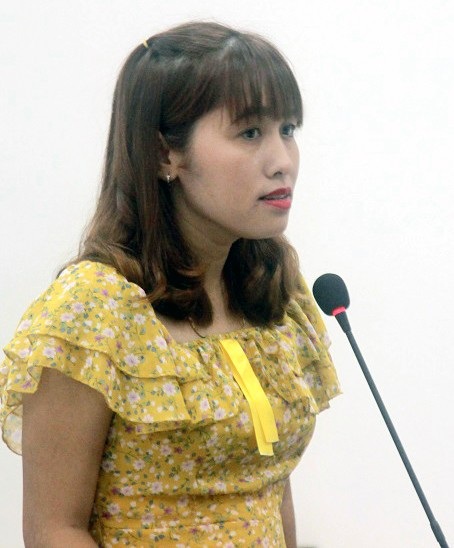 Bạo hành con trai 10 tuổi, bố đẻ mẹ kế rơi nước mắt khi nhận án tù - 4 Chị Nguyễn Thúy Ngân đề nghị giảm án cho chồng cũ.