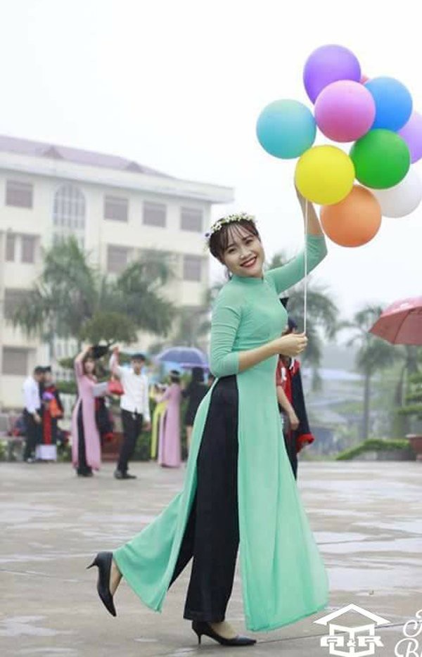 Nữ sinh Ngoại thương mắc ung thư thức tỉnh người trẻ: ‘Hãy rời xa điện thoại’ - 1 Hình ảnh xinh tươi của Vân Anh trước khi mắc bệnh
