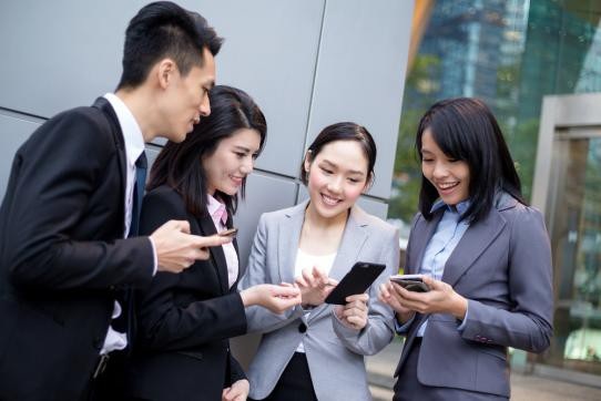 Định nghĩa “người giàu dùng sim trả sau” đang thay đổi - 2 Việc đưa ra nhiều chính sách ưu đãi của nhà mạng giúp thuê bao trả sau gia tăng rõ rệt thời gian gần đây