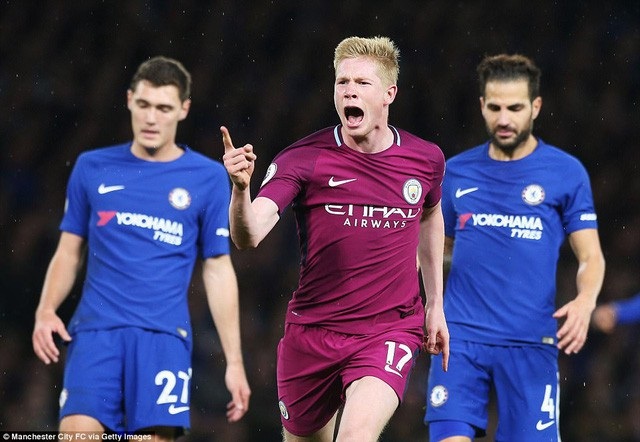 Điểm lại 5 trận gần nhất giữa Man City và Chelsea - 4
De Bruyne ghi bàn thắng duy nhất mang chiến thắng về cho Man City
