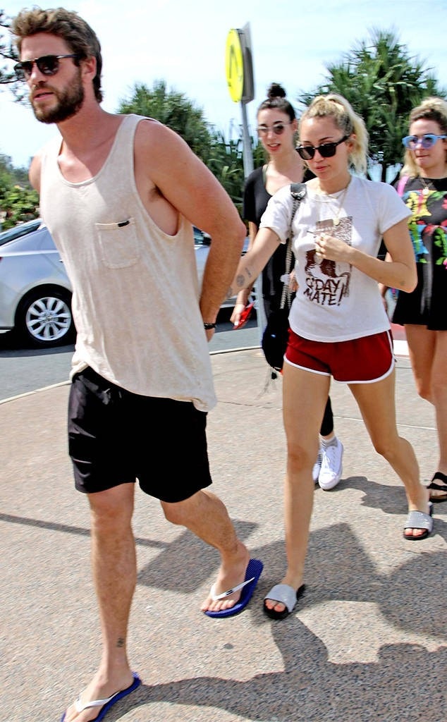 Miley Cyrus và Liam Hemsworth: Cứ yêu thôi, không cần cưới! - 4 Miley Cyrus và Liam Hemsworth: Cứ yêu thôi, không cần cưới! - 4
