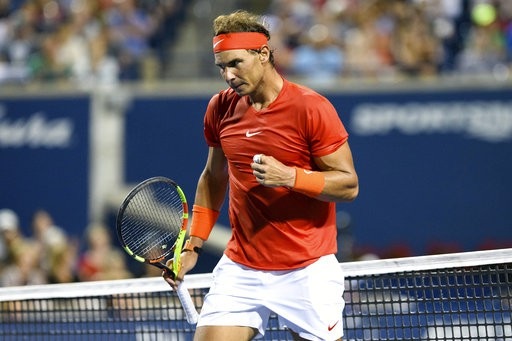 Nadal giành chiến thắng khá vất vả