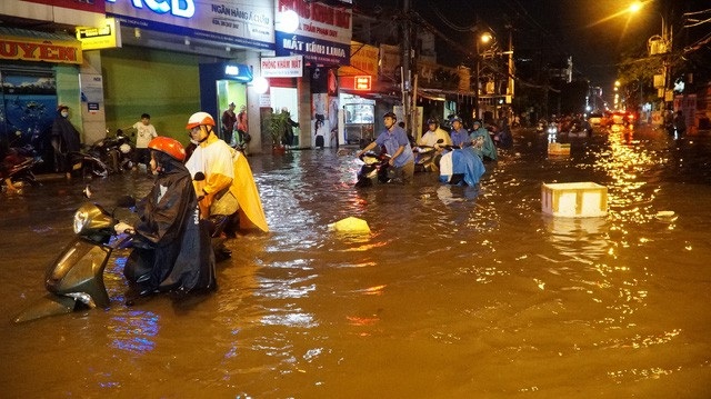 “Sự tồn tại của TPHCM đang bị đe dọa” - 2 TPHCM cần hàng chục ngàn tỷ đồng để hoàn thiện các dự án chống ngập theo quy hoạch (ảnh Trương Nhân)