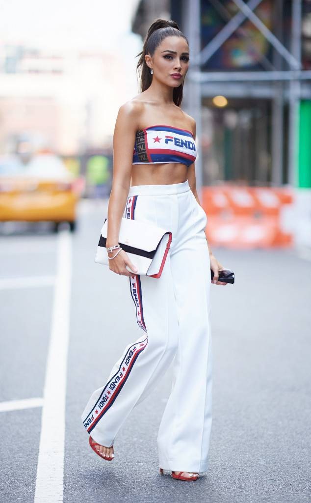 Thời trang xuống phố của sao trong mùa thu này - 10 Hoa hậu Mỹ - Hoa hậu Hoàn vũ 2012 - Olivia Culpo