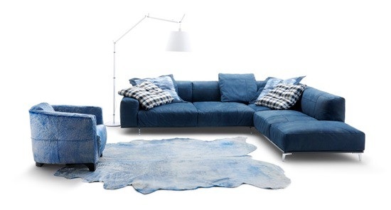 Eleganz Furniture: Bởi nội thất cũng là...“trái tim” của ngôi nhà - 1 Sofa Loulou với tông màu xanh đang là xu hướng cho năm nay với loại da còn lông Hides – một chất liệu mà bạn chưa từng nghĩ đến