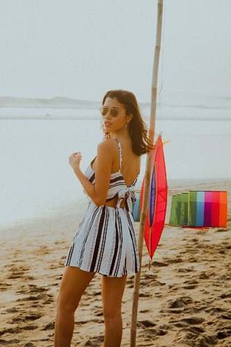 Siêu mẫu Trang Lạ gợi cảm cùng chồng đại gia khám phá thiên đường Bali - 12 Siêu mẫu Trang Lạ gợi cảm cùng chồng đại gia khám phá thiên đường Bali - 12