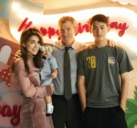 
Cậu con trai 1 tuổi của Châu Kiệt Luân và Hannah cũng hiếm hoi được họ chụp hình và chia sẻ hình ảnh trên mạng xã hội.
