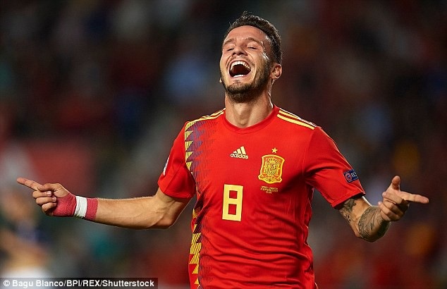 Tây Ban Nha vùi dập Croatia với chiến thắng kiểu tennis - 1
Saul Niguez ăn mừng bàn thắng mở tỉ số của các cầu thủ Tây Ban Nha