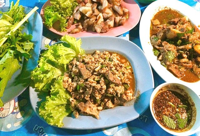 Đừng choáng nếu bắt gặp nhà hàng bao cao su này khi đi du lịch Thái Lan - 10 Đừng choáng nếu bắt gặp nhà hàng bao cao su này khi đi du lịch Thái Lan - 10