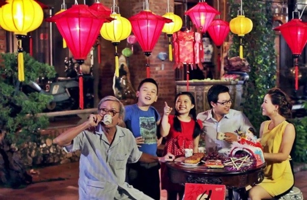 Sửng sốt về lượng đường khổng lồ đằng sau chiếc bánh trung thu - 1 Sửng sốt về lượng đường khổng lồ đằng sau chiếc bánh trung thu - 1