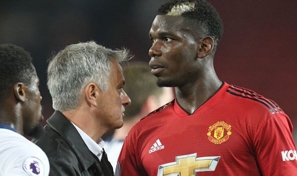 
Gary Neville không hài lòng với thái độ của Pogba
