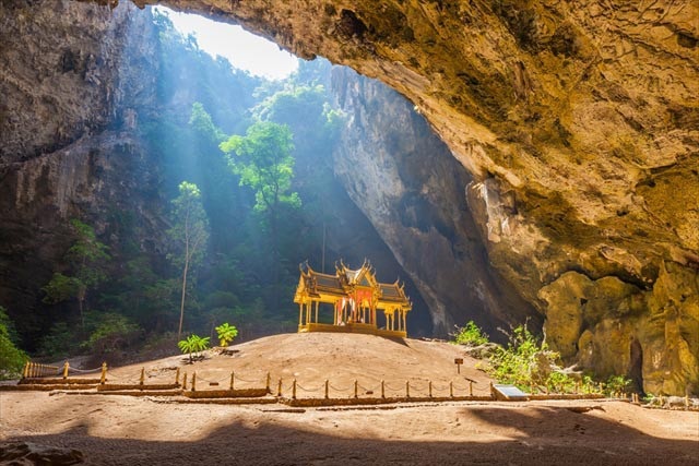 Cung điện vàng ròng - điểm du lịch mới cho những ai muốn quay lại Thái Lan - 9 Cung điện vàng ròng - điểm du lịch mới cho những ai muốn quay lại Thái Lan - 9