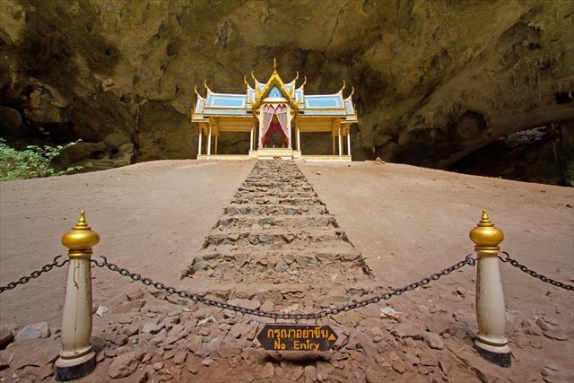 Cung điện vàng ròng - điểm du lịch mới cho những ai muốn quay lại Thái Lan - 4 Cung điện vàng ròng - điểm du lịch mới cho những ai muốn quay lại Thái Lan - 4