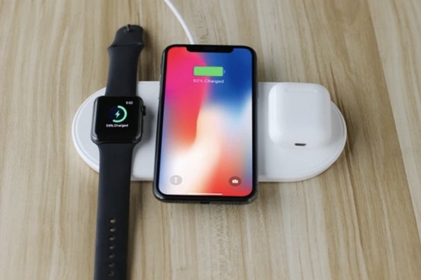 Phụ kiện “vạn người mê” của Apple vẫn bặt vô âm tín sau một năm được giới thiệu - 1 AirPower, đế sạc không dây dành cho iPhone và Apple Watch vẫn bặt vô âm tín sau hơn một năm được giới thiệu