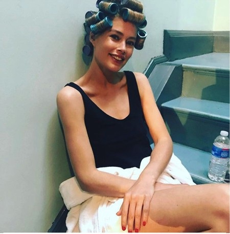 Ngỡ ngàng với hình ảnh đời thực của các mỹ nhân - 20 … thì đây chính là câu trả lời rõ ràng nhất chứng minh cho nhan sắc đẹp trong mọi góc nhìn của Doutzen Kroes