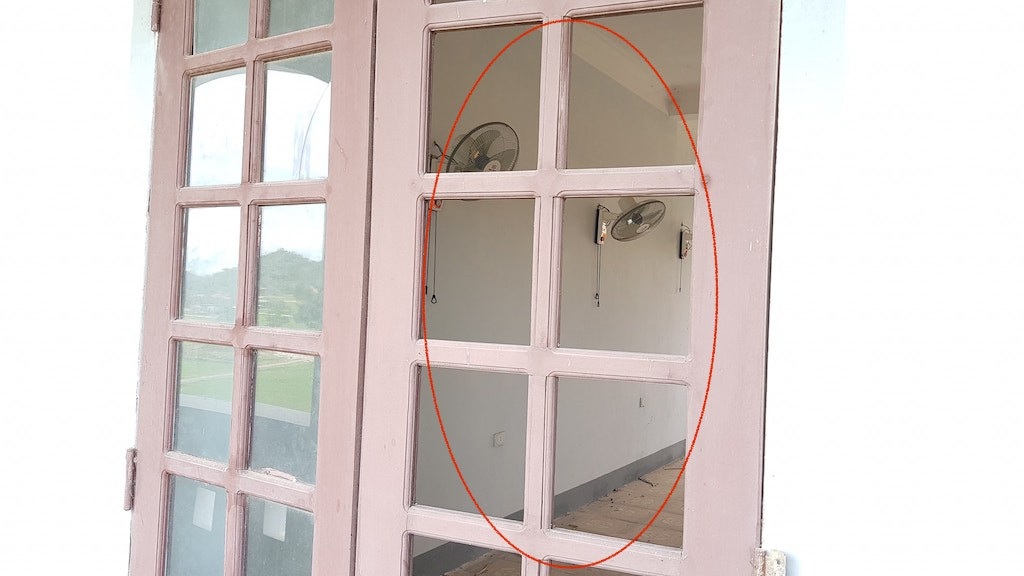Cận cảnh ngôi trường trung cấp 100 tỷ bỏ hoang tại Nghệ An! - Ảnh 14. Cận cảnh ngôi trường trung cấp 100 tỷ bỏ hoang tại Nghệ An! - Ảnh 14.