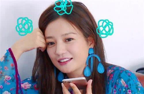 "Én nhỏ" Triệu Vy lại "đốn tim" cư dân mạng vì quá trẻ - 7
Gương mặt của én nhỏ từng khá nặng nề vì tăng cân cách đây 3 năm.