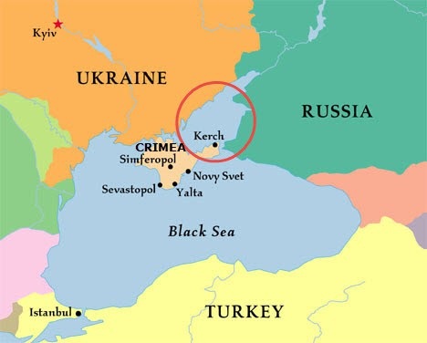Ukraine tính xây căn cứ hải quân gần Crimea - 1 Biển Azov (khoanh tròn đỏ) nằm giữa bán đảo Crimea, Ukraine và Nga (Ảnh: RIA)