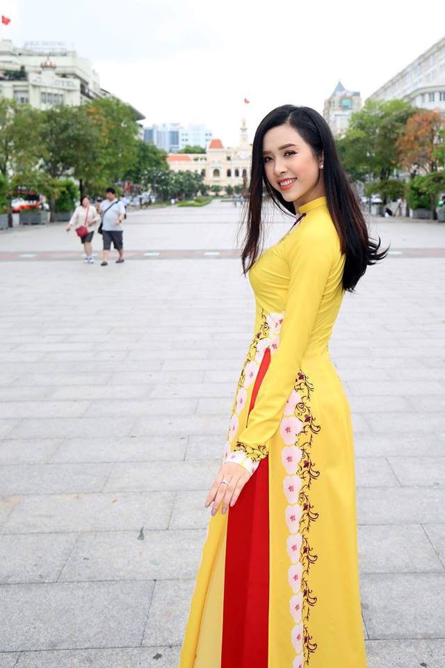 Điều ít biết về tân Á hậu cao 1m68, có vẻ mặt hao hao Dương Trương Thiên Lý - 4 Điều ít biết về tân Á hậu cao 1m68, có vẻ mặt hao hao Dương Trương Thiên Lý - 4