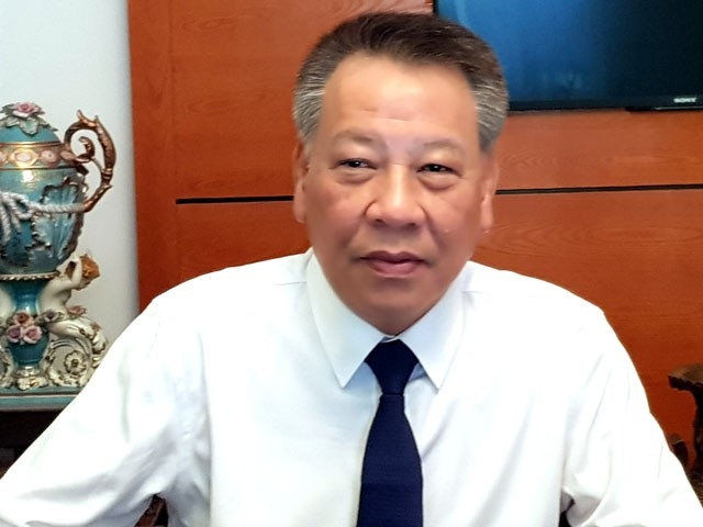 Lễ hội âm nhạc có 7 người chết chưa trả tiền tác quyền vẫn được cấp phép? - 1 Giám đốc Sở Văn hóa, Thể thao Hà Nội, ông Tô Văn Động trả lời báo chí xoay quanh lễ hội âm nhạc ở Hồ Tây có 7 người tử vong. (Ảnh: Nguyễn Hằng)