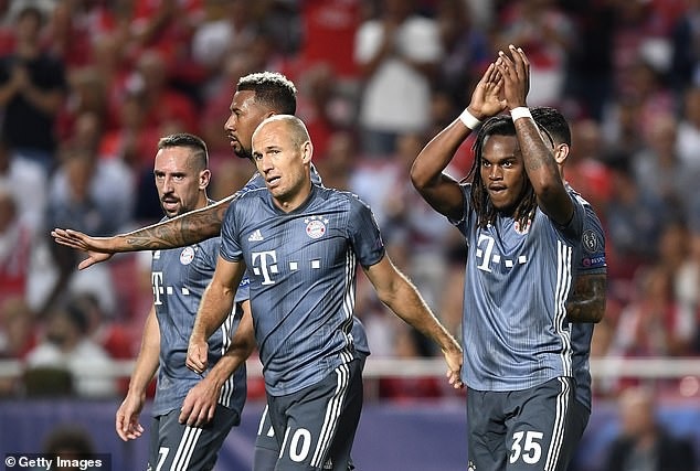 “Cậu bé vàng” tỏa sáng giúp Bayern Munich vượt qua Benfica - 1
Renato Sanches tỏa sáng trong chiến thắng 2-0 của Bayern Munich