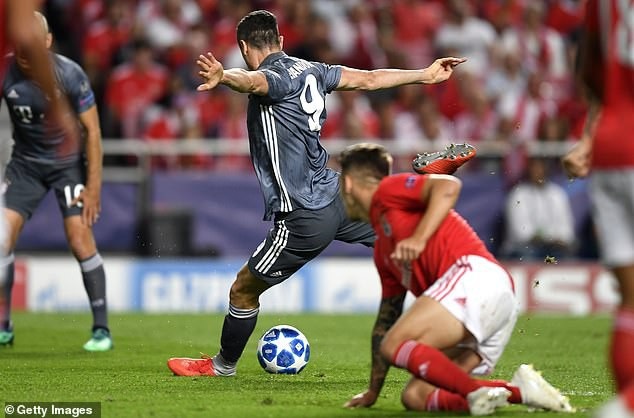 “Cậu bé vàng” tỏa sáng giúp Bayern Munich vượt qua Benfica - 2
Bayern Munich có khởi đầu suôn sẻ ở Champions League