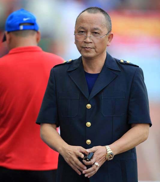 Không có ứng viên chủ chốt nào rút lui trước thềm Đại hội VFF nhiệm kỳ 8 - 2 Chủ tịch CLB Than Quảng Ninh, PCT Hiệp hội Doanh nghiệp tỉnh Quảng Ninh, ông Phạm Thanh Hùng, là ứng cử viên sáng giá cho vị trí PCT tài chính - vận động tài trợ, thay bầu Đức