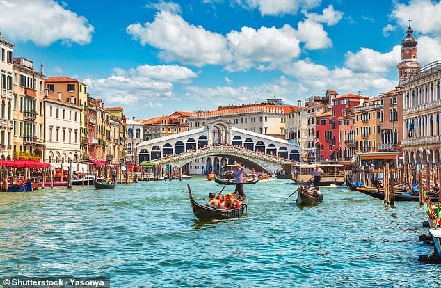 Thành phố Venice xinh đẹp của Italia đang phải đối phó với lượng khách du lịch quá tải