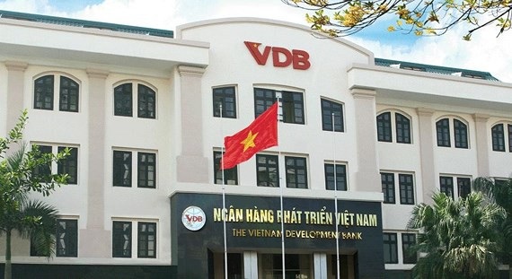 Hơn 5.000 tỷ đồng nợ xấu tại VDB: Tiềm ẩn nguy cơ rủi ro cho Chính phủ - 1 Tỷ lệ nợ xấu tại thời điểm 31/8/2018 tại VDB là 3,33% trên tổng số hơn 152 nghìn tỷ đồng dư nợ.