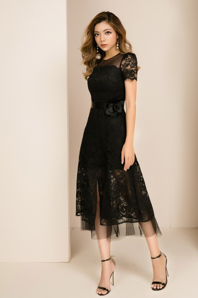 Nhan sắc “hot girl World Cup” và nữ phiên dịch cho võ sư Flores khiến các chàng “xin chết” - 16