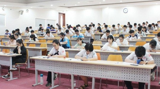 Đại học tổ chức thi riêng liệu có tiêu cực? - 1
Thí sinh dự kỳ thi đánh giá năng lực vào Trường ĐH Quốc tế - ĐH QG TPHCM.
