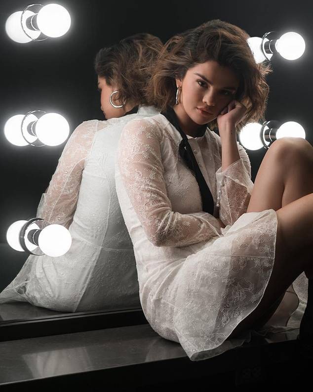 Selena Gomez tạm “nghỉ chơi” mạng xã hội vì tổn thương - 2 Selena Gomez