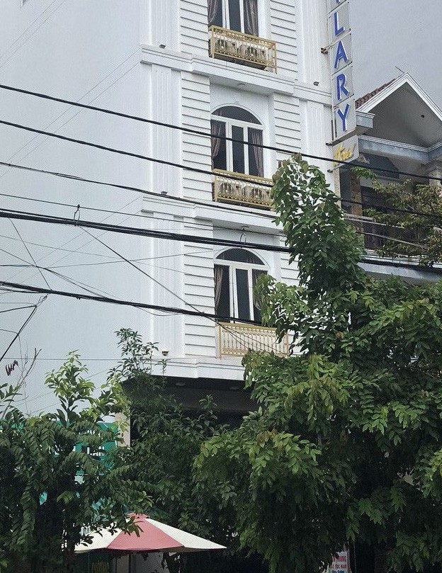 Vụ hai mẹ con du khách tử vong: Chủ khách sạn mong sớm làm rõ nguyên nhân - 1
Khách sạn H. - nơi gia đình du khách có hai mẹ con tử vong lưu trú khi đến Đà Nẵng