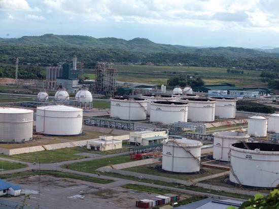 Petrolimex xin Chính phủ cho dừng thực hiện dự án lọc hóa dầu Nam Vân Phong để tập trung vốn cho dự án khác.