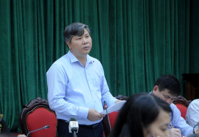 Giám đốc BHXH Hà Nội lý giải nguyên nhân bội chi hơn 500 tỷ đồng - 1 Ông Nguyễn Đức Hòa – Giám đốc Bảo hiểm xã hội TP.Hà Nội phát biểu tại buổi Giao ban báo chí Thành ủy Hà Nội chiều 25.9. Ảnh: T.A