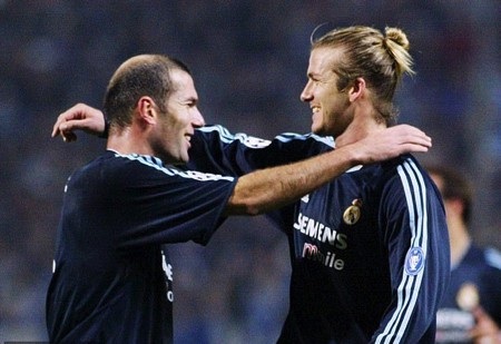 Cổ động viên MU “dậy sóng” vì… HLV Zidane đưa bà xã đi chơi tại London - 4 Beckham cũng muốn mời Zidane về làm huấn luyện viên
