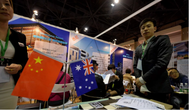 Australia cảnh giác trước cuộc "đổ bộ" của nhà giàu Trung Quốc - 1 Các nhà đầu tư Trung Quốc dành sự quan tâm lớn cho thị trường bất động sản Australia (Ảnh: AFP)