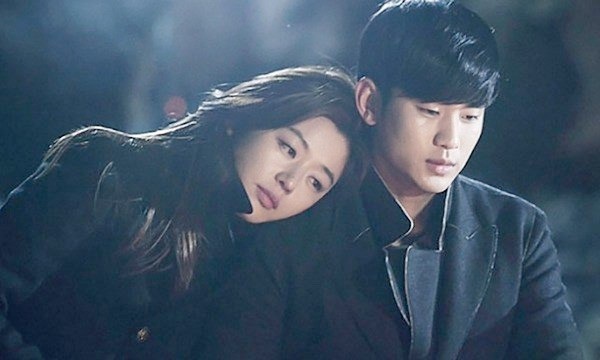 Yêu xa, tôi sốc nặng khi phát hiện bạn gái sống chung cùng người đàn ông khác - 1
Chúng tôi phải yêu xa vì công việc. (Ảnh minh họa)