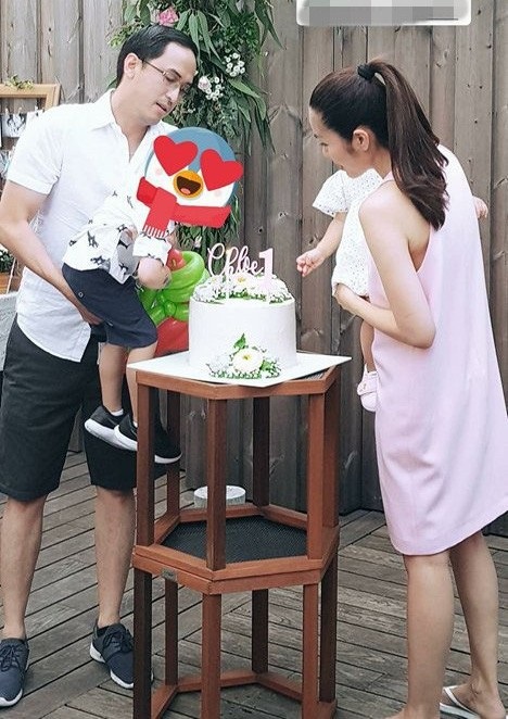 Phận đời trái ngược mỹ nhân Việt lấy chồng đại gia; mẹ Nhã Phương nói về Trường Giang - 1 Tăng Thanh Hà và Louis Nguyễn kết hôn vào năm 2012. Từ khi làm dâu nhà đại gia, cuộc sống của Tăng Thanh Hà thay đổi rất nhiều so với trước kia. Những hình ảnh mà Tăng Thanh Hà thường xuyên đăng tải lên trang cá nhân đều khiến công chúng nghĩ rằng cô đang có cuộc sống rất thảnh thơi, giản dị, nhưng thực tế lại không phải vậy.