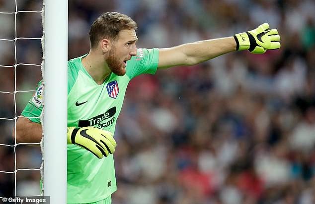 Real Madrid bất phân thắng bại với Atletico tại Bernabeu - 6
Thủ môn Oblak cũng có trận đấu xuất sắc trong khung gỗ Atletico