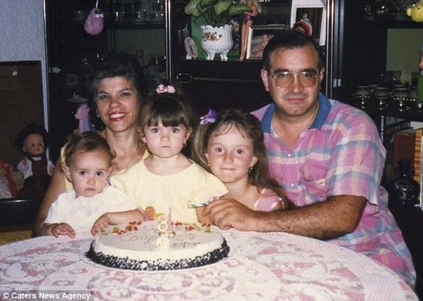 Ông Giordano cùng vợ và các con lúc còn trẻ