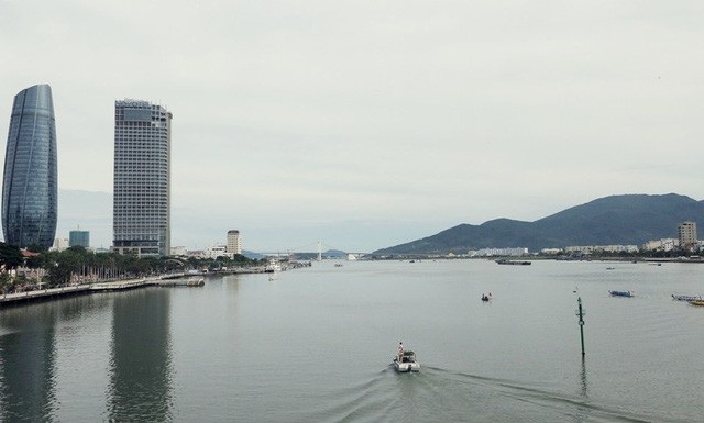 Đà Nẵng: Nhiều cán bộ, lãnh đạo xin thôi việc trước tuổi hưu - 1 Một số cán bộ, lãnh đạo lớn tuổi ở các cơ quan, đơn vị của Đà Nẵng xin thôi việc sớm trước tuổi hưu