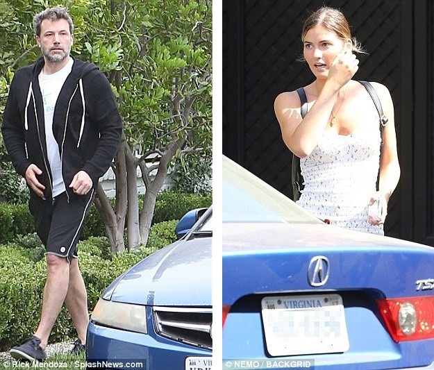 
Ben hò hẹn với người mẫu Playboy - Shauna Sexton từ tháng 8 vừa rồi.
