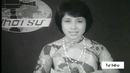 Ngắm nhan sắc của “giọng đọc huyền thoại” Kim Tiến 38 năm về trước - 1 Hình ảnh nghệ sĩ Kim Tiến trong những ngày đầu dẫn bản tin Thời sự.