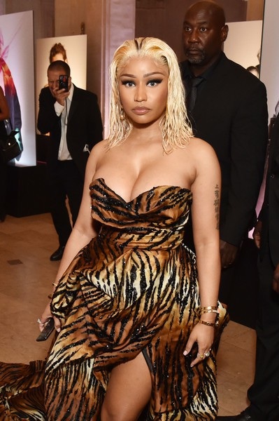 Nicki Minaj khoe ngực khủng - 1
Nicki Minaj bốc lửa dự sự kiện do tạp chí Harpers BAZAAR tổ chức tại New York ngày 7/9 vừa qua